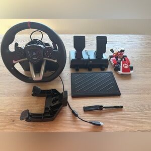HORI Pro Deluxe Racing Wheel